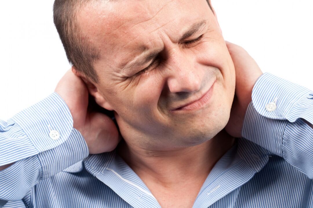 Nackenschmerzen bei einem Mann mit Osteochondrose